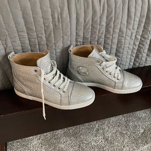 Womens Authentic Christian Louboutin Sneakers